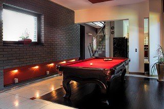 Professional pool table movers in Leominster content img1